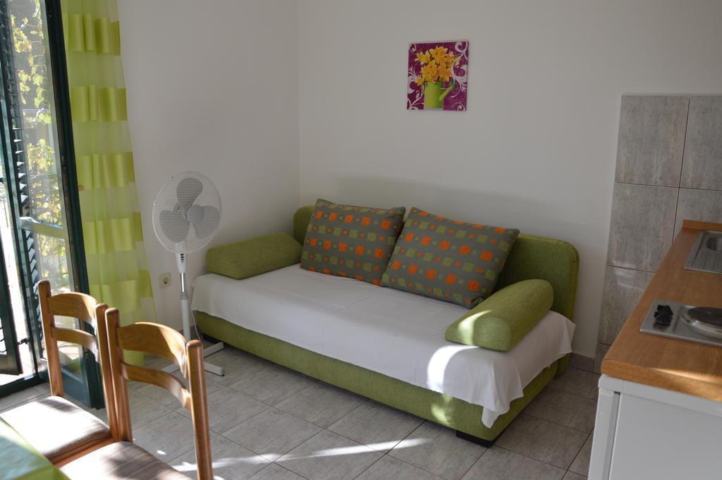 Apartments Andrea Drvenik  Room photo